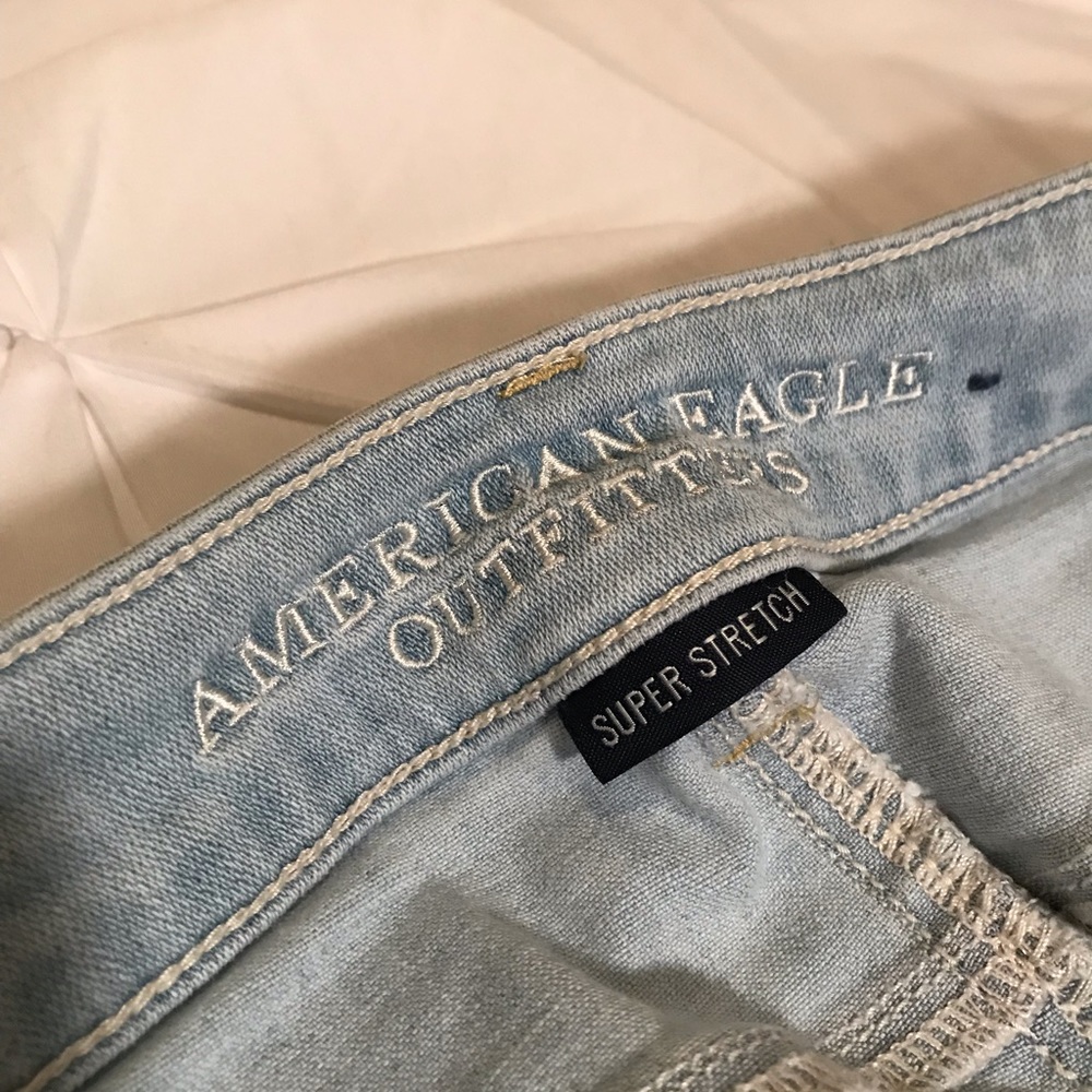AEO Skinny Ripped Jeans!🌟 - Picture 6 of 7
